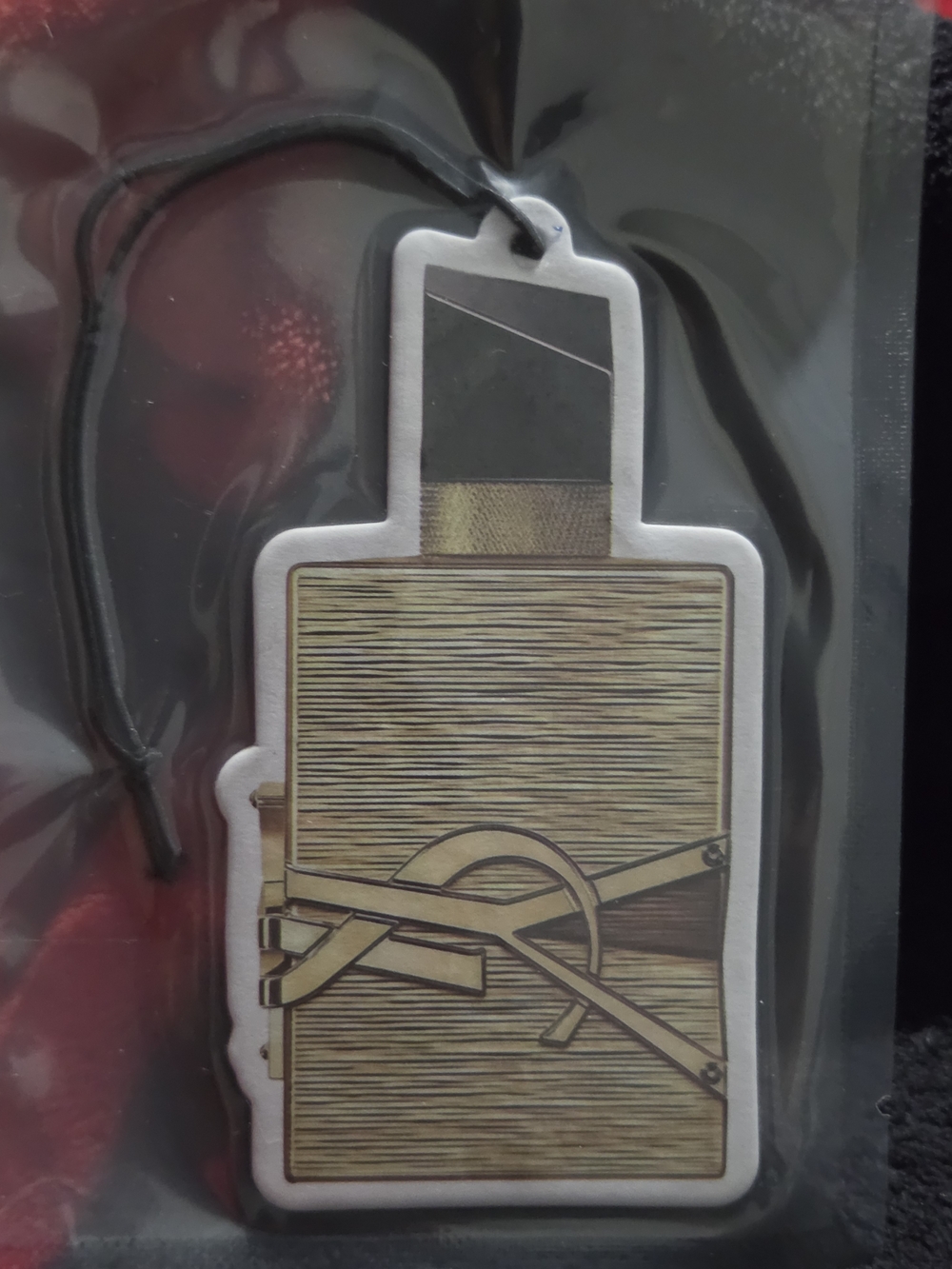 Yves Saint Laurent Wood-Pattern Hanging Air Freshener - Beige & Gold Accents